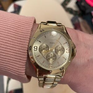 Gold Women's Quartz Watch